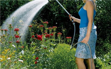 Frost Protection 13 mm 1/2 18335-20 - 15 mm : Water Stop Frost-Resistant & Premium Water Stop 5/8 18253-20 Packaged GARDENA Comfort Hanging Basket Spray Lance: 90 cm Long