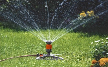 rectangular watering pattern Oscillating Sprinkler for Lawns & Gardens 
