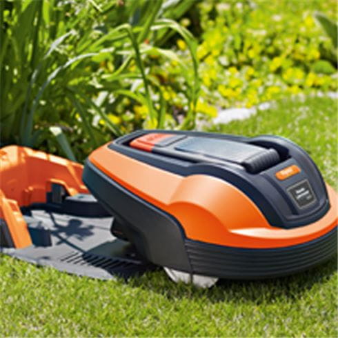 Robotic lawnmower in the docking station