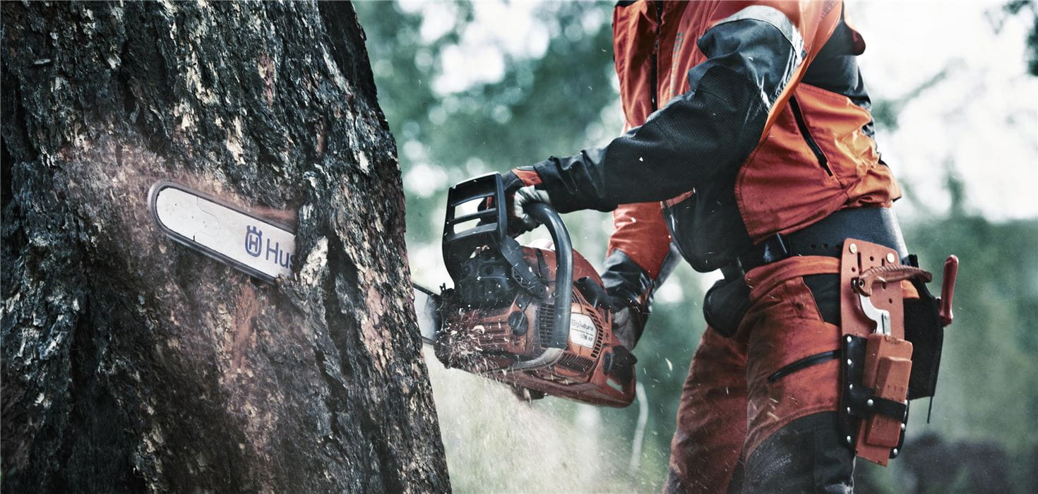  Chainsaw parts and accessories