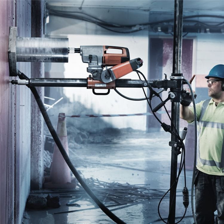 Husqvarna AD 10 automatic drill system and DS 50 Gyro drill stand is an excellent combination for efficient and effortless diamond core drilling of concrete.